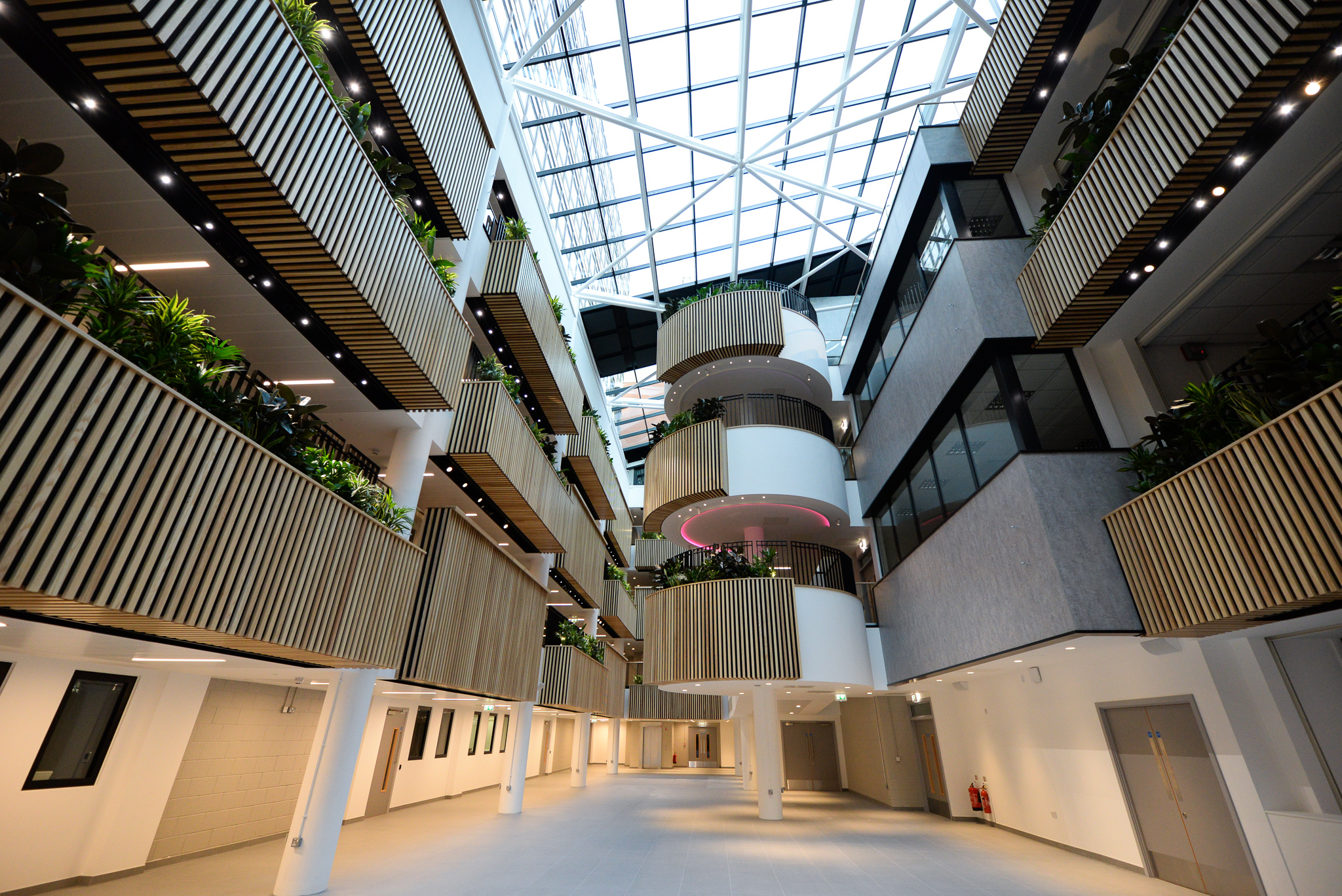 Atrium 5