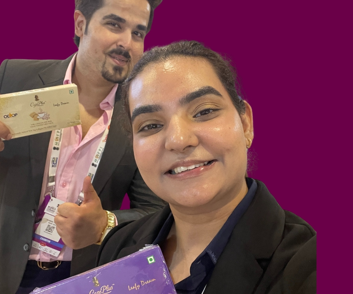 Headshot of Vickkee and Meenakshi