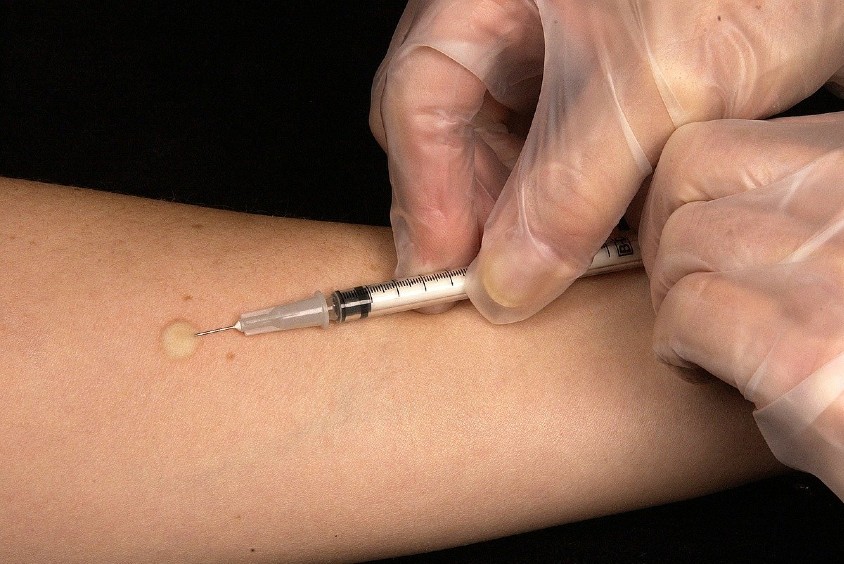 Quarter of adults unwilling to have Covid-19 vaccine