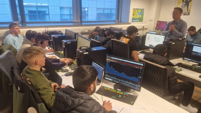 Hallam hosts trading competition for local Sheffield students 