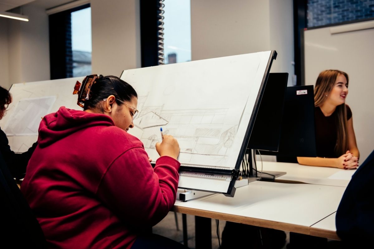 Architecture facilities