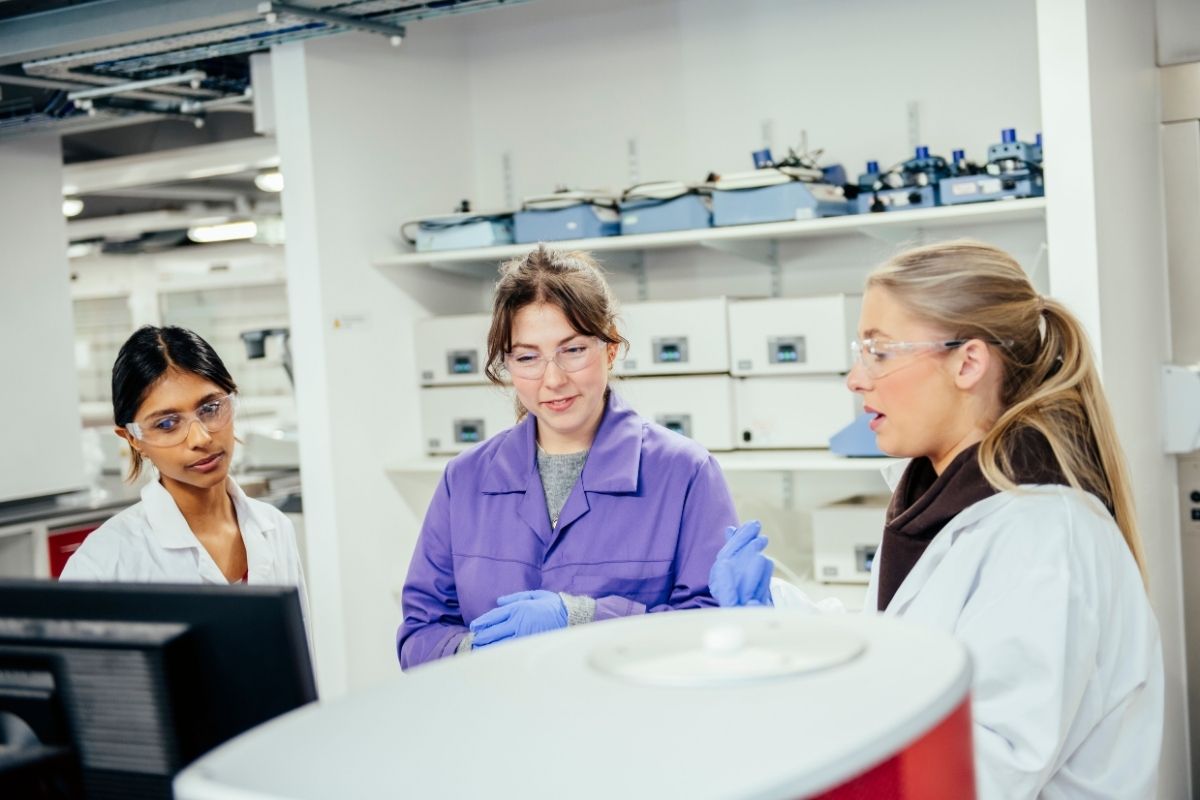 Biosciences and chemistry facilities