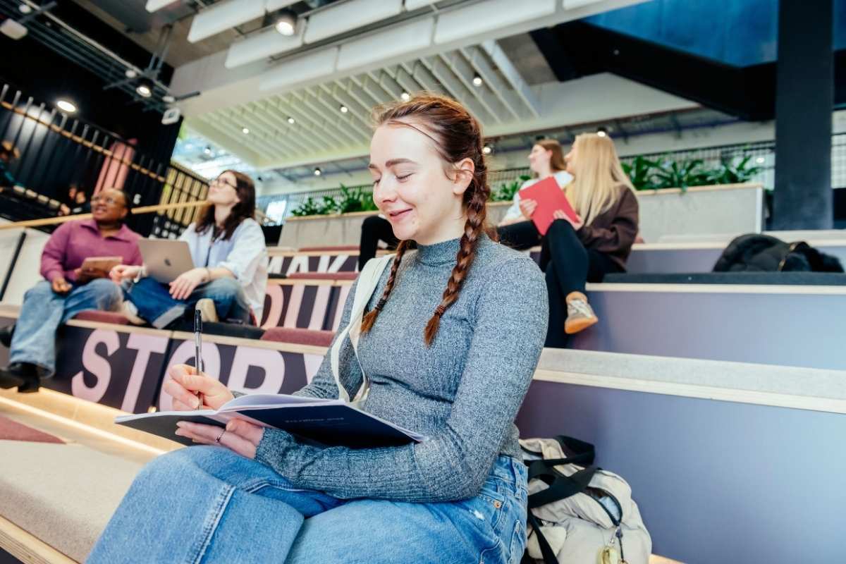 Business and management facilities 