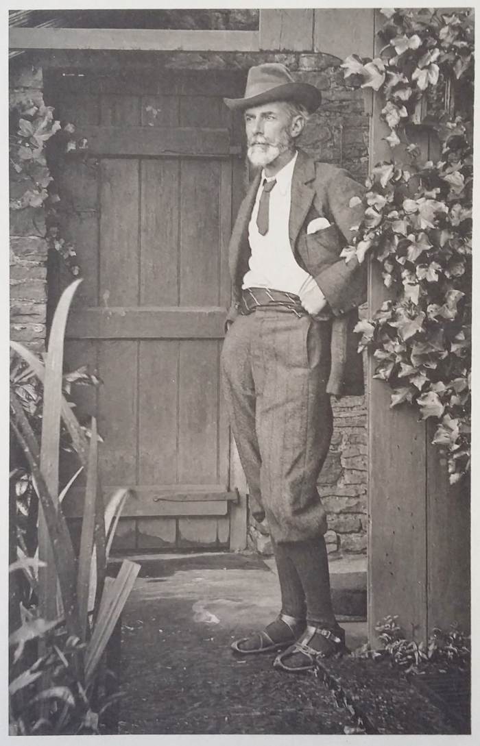 Querying Queer Histories and Public Memorial - Towards Memorial after Edward Carpenter 1844 - 1929