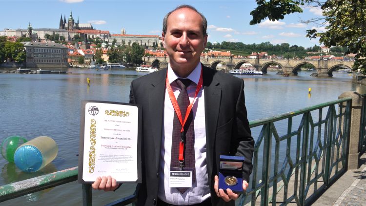 Hallam researcher receives European science award
