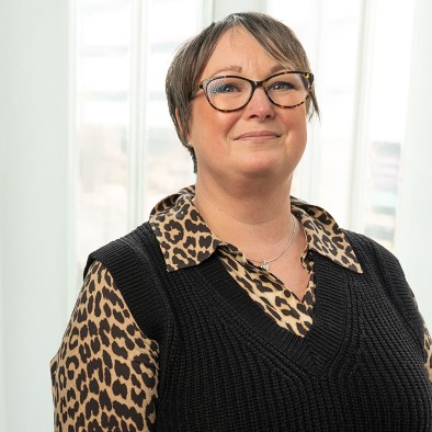 Emma, a Sheffield Hallam ambassador stood for a portrait photo