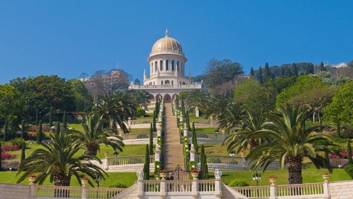 Photo of a Bahai temple